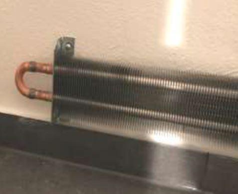 Heizleiste ohne Verkleidung